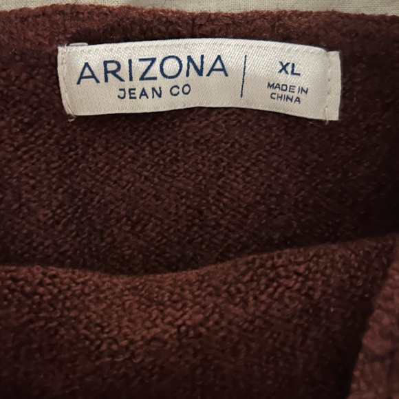 Burgundy crop top - Picture 2 of 4